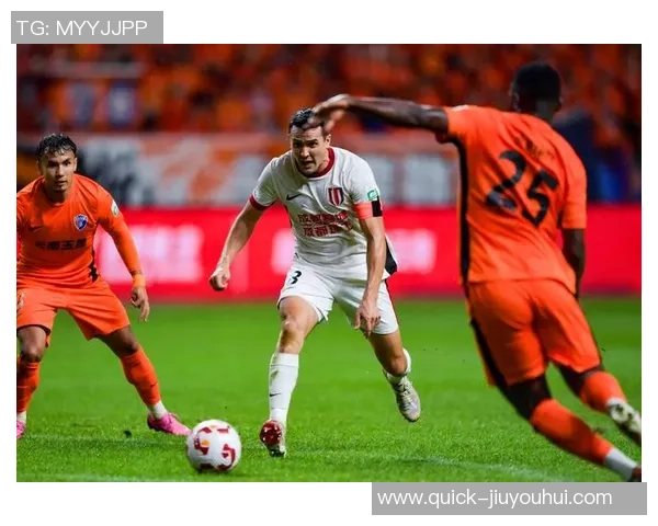 最瘦的足球如何改变比赛规则与球员训练方式的深远影响